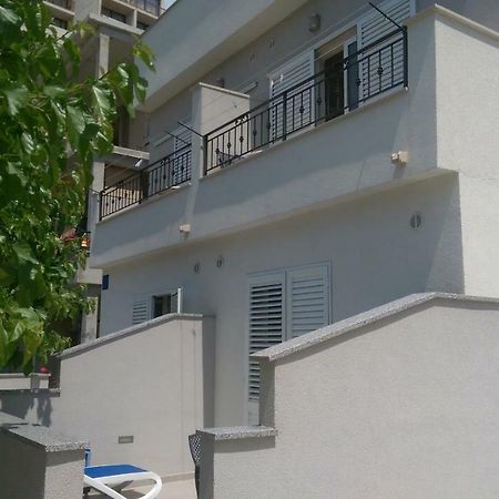 Apartmani Dina Makarská Exteriér fotografie