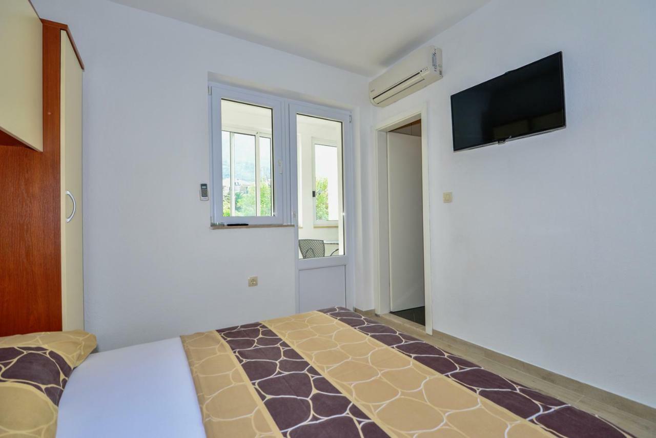 Apartmani Dina Makarská Exteriér fotografie