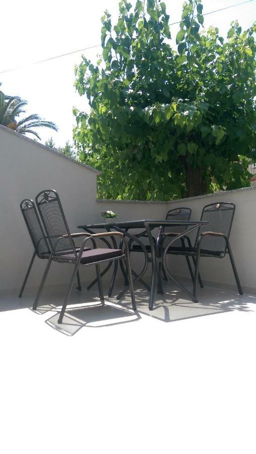 Apartmani Dina Makarská Exteriér fotografie