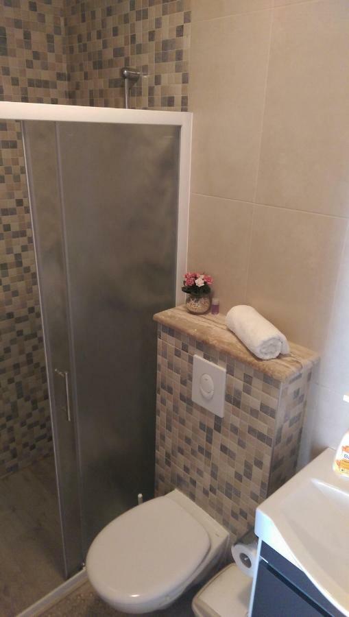 Apartmani Dina Makarská Exteriér fotografie