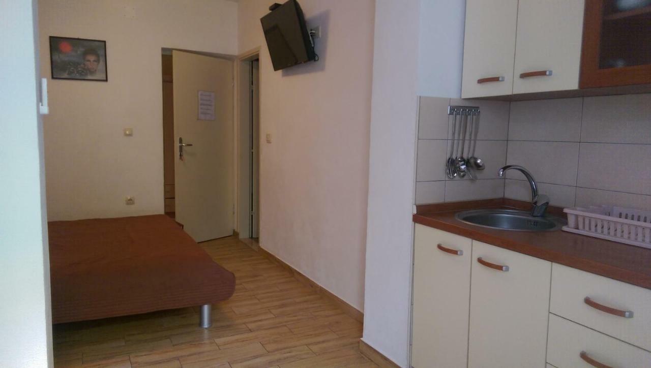 Apartmani Dina Makarská Exteriér fotografie