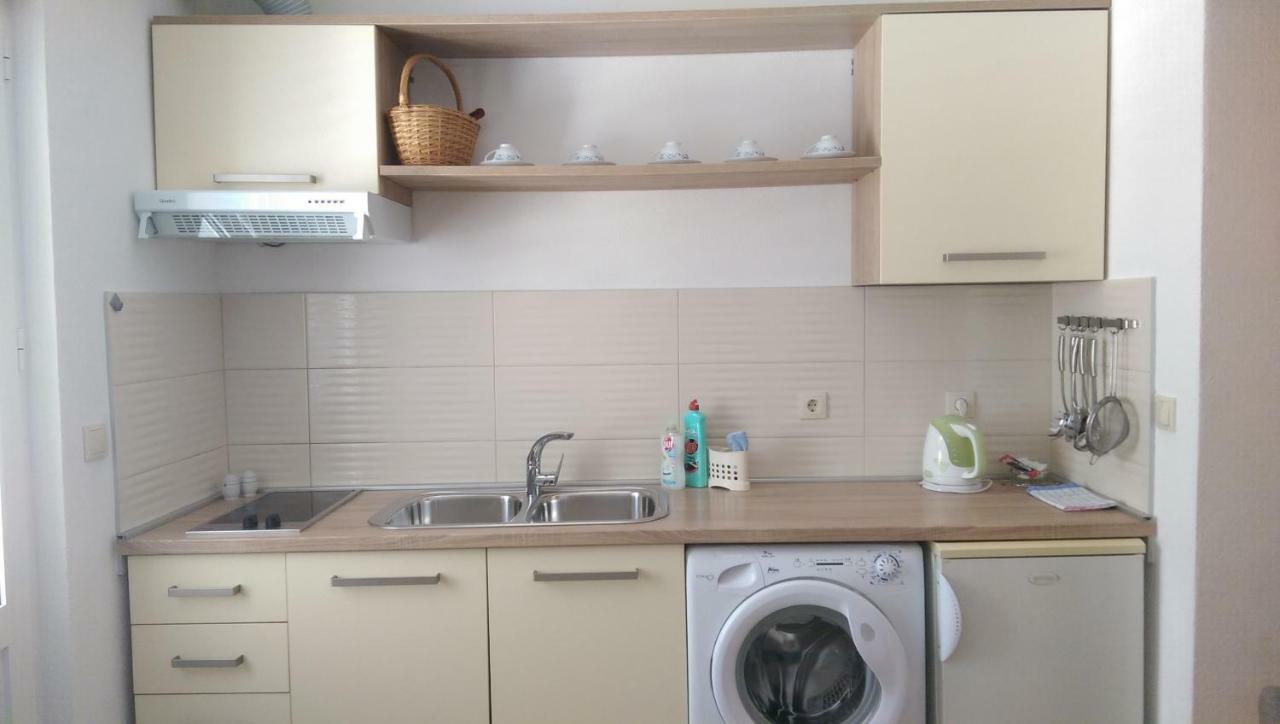 Apartmani Dina Makarská Exteriér fotografie