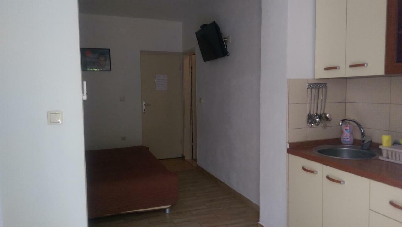 Apartmani Dina Makarská Exteriér fotografie