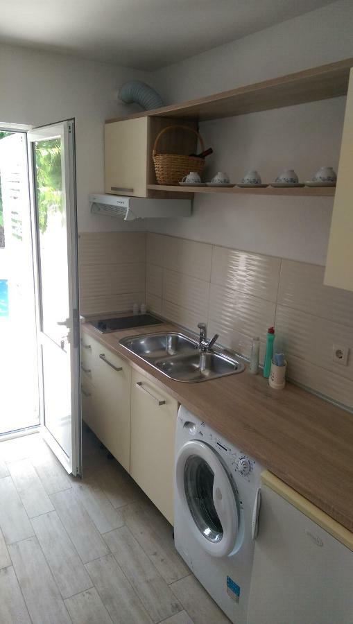Apartmani Dina Makarská Exteriér fotografie