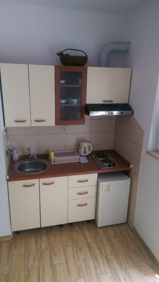 Apartmani Dina Makarská Exteriér fotografie