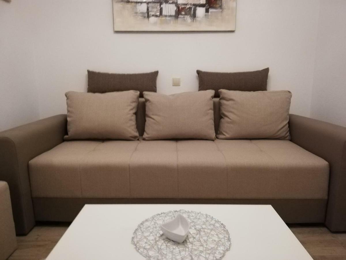 Apartmani Dina Makarská Exteriér fotografie